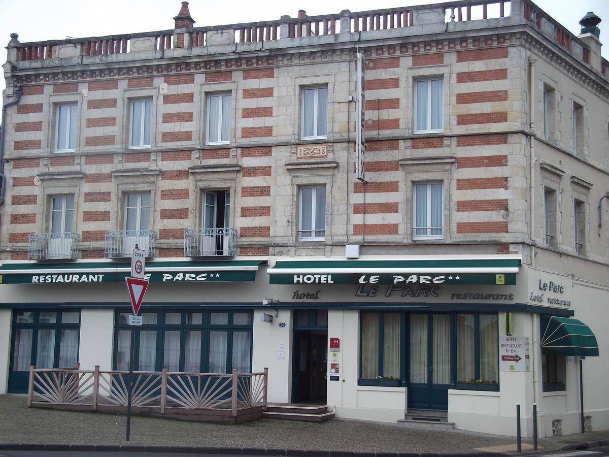 Hotel Restaurant Le Parc Moulins  Exterior foto